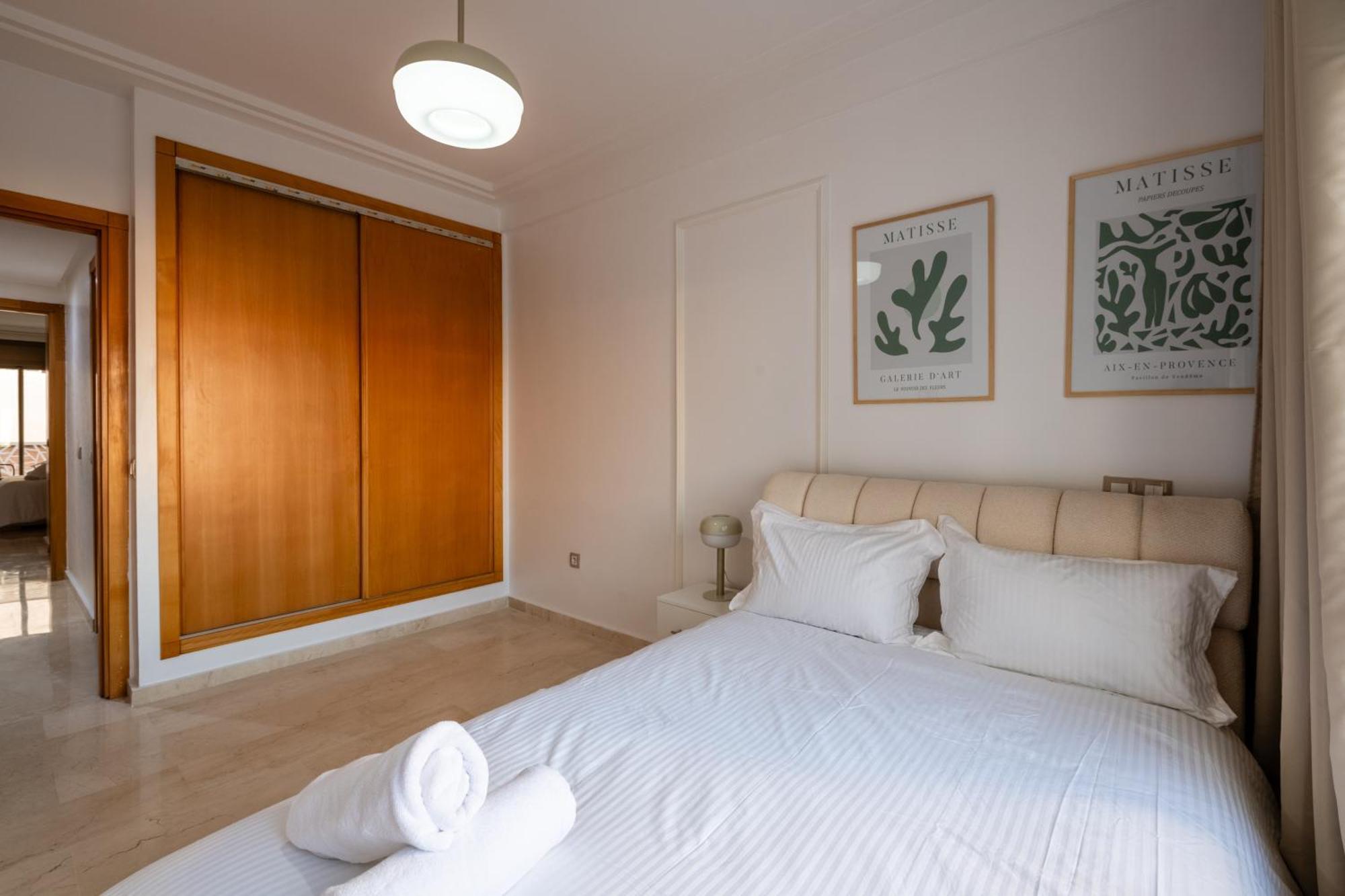 Tt Holidays-hassan Tower Apartment